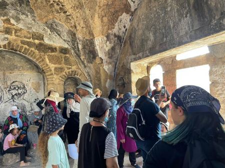 رحلات الى القرى المهجرة للكبار في المركز الجماهيري وبلدية الطيبة